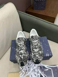 Picture of Gucci Shoes _SKUGuccisz39-45H12326703